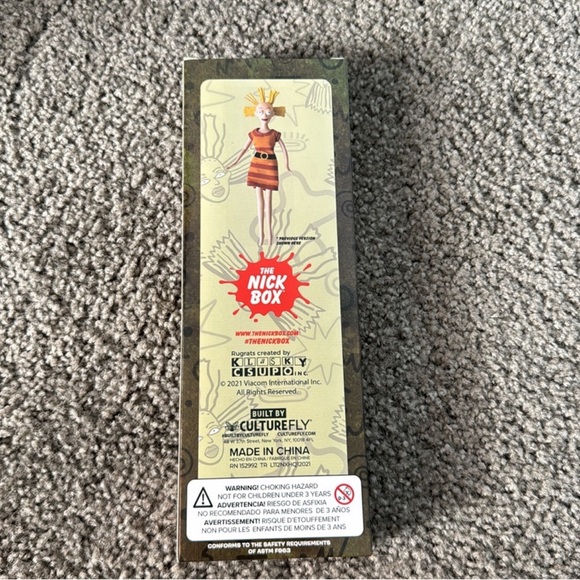 Cynthia Doll - Green - Picture 2 of 2